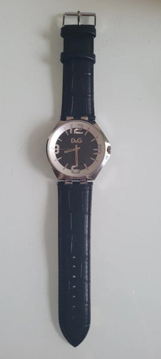 Reloj D&G Negro y Plateado