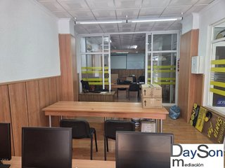 Local comercial en alquiler en Alcalá la Real