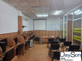 Local comercial en alquiler en Alcalá la Real
