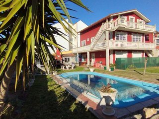 Chalet en venta en Ares
