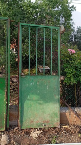 3 Puertas de Hierro