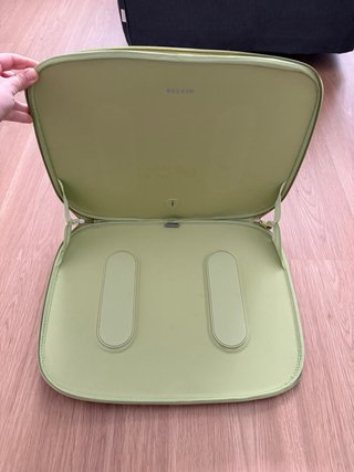 Funda portátil Belkin 15-16” rígida verde