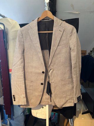 Americana Gutteridge Talla 44 Beige Nueva