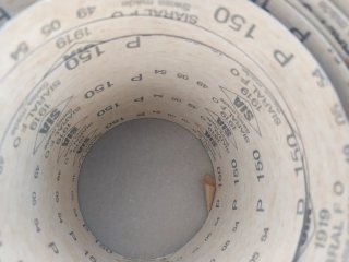 Rollos de lija.