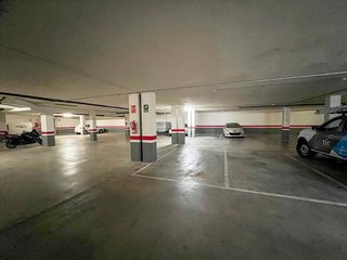 Garaje en venta en Este en Castellón de la Plana