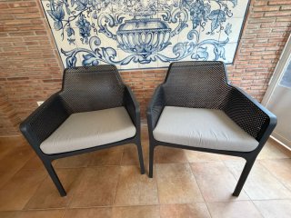 Conjunto Muebles Terraza Negro y Beige