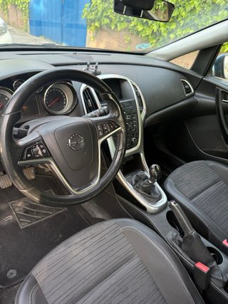 Opel Astra 2015