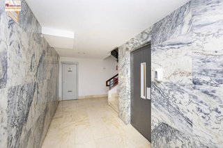 Piso en venta en Pajaritos - Plaza de Toros en Granada