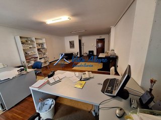 Oficina en venta en Haro