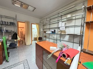 Local comercial en venta en Universidad en Ciudad Real