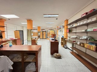 Local comercial en venta en Universidad en Ciudad Real