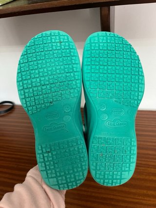 Zuecos Sanitarios Feliz Caminar Talla 42