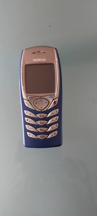 3 tfnos Nokia y 1 Samsung + auriculares con caja