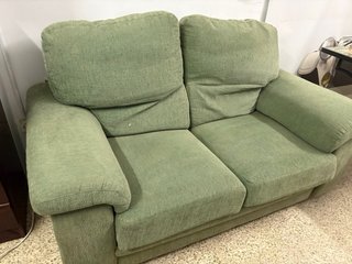 2 Sofás Verdes de Tela Estado razonable