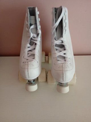 Patines 4 Ruedas Blancos