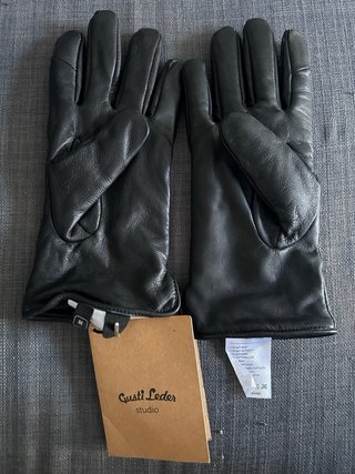 Guanti in pelle neri