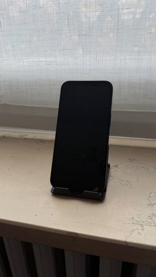 iPhone 13 128GB – Ottime condizioni + accessori i