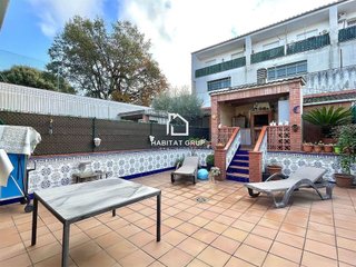 Casa adosada en venta en Caldes de Malavella