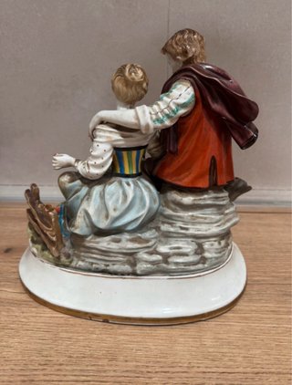 Figura porcelana Hispania pareja