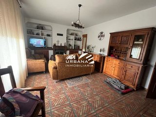 Casa en venta en Lucena