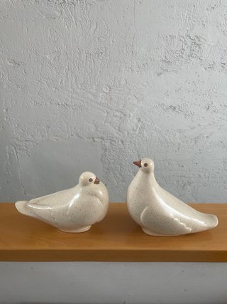 Estatuas de palomas decorativas