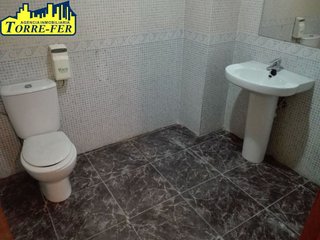 Local comercial en venta en Nueva Andalucía en Almería