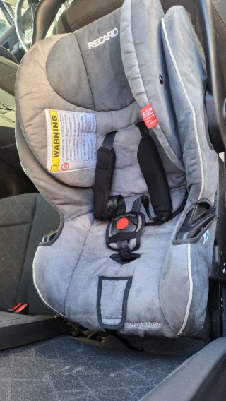 Silla de coche RECARO gris