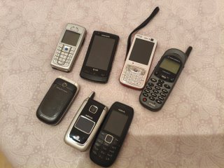 Lote 7 Móviles Antiguos Nokia, Samsung, Motorola