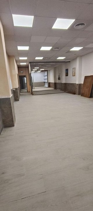 Local comercial en venta en Benetússer