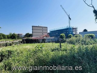 Terreno en venta en Tui