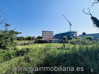 Terreno en venta en Tui