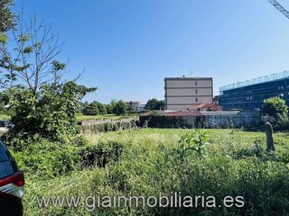 Terreno en venta en Tui