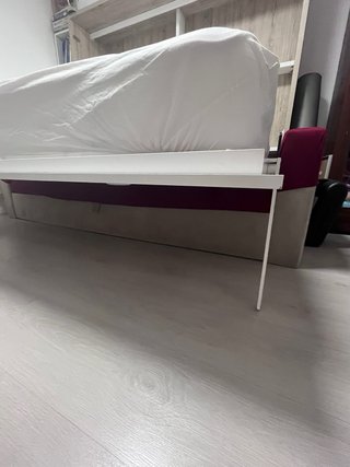 Cama abatible con sillón