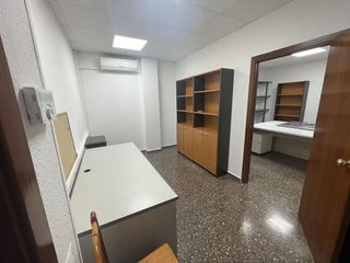 Local comercial en alquiler en Roquetes