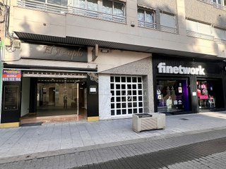 Local comercial en alquiler en Elda