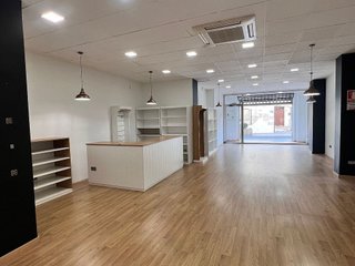 Local comercial en alquiler en Elda