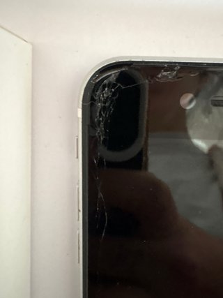 iPhone SE 2020 Plata (Pantalla Rota)