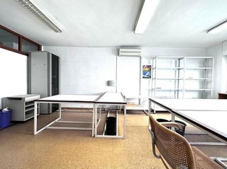 Oficina en alquiler en Centro en Almería