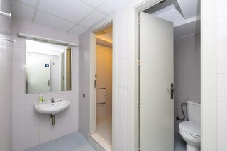 Local comercial en alquiler en Centro - Sagrario en Granada