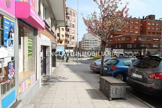 Local comercial en alquiler en La Ería - Masip en Oviedo