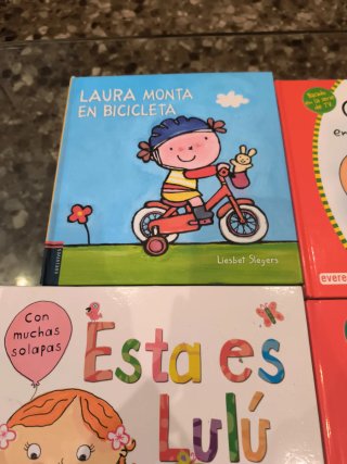 PACK DE 7 LIBROS INFANTILES POR 10€