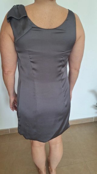 Vestido H&M T.38-40 satén gris lazo hombro