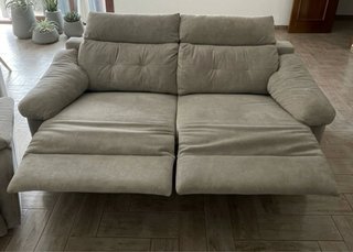 Sofá o conjunto de sofás beige/gris