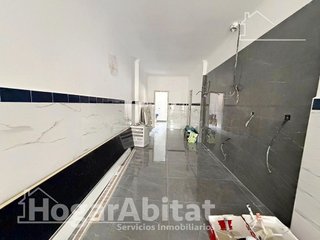 Local comercial en venta en Nuevo Centro en Sagunto