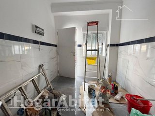 Local comercial en venta en Nuevo Centro en Sagunto