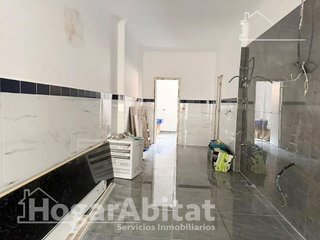 Local comercial en venta en Nuevo Centro en Sagunto