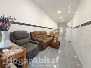 Local comercial en venta en Nuevo Centro en Sagunto