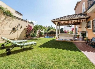 Chalet en alquiler en Río Real en Marbella