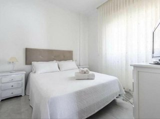 Chalet en alquiler en Río Real en Marbella