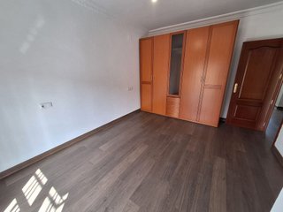 Casa adosada en alquiler en La Paz en Alcalá de Guadaira